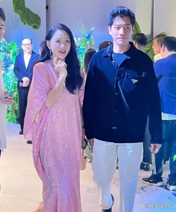 萧敬腾婚礼细节曝光，娱乐圈大咖齐聚一堂，送千万钻戒表爱意