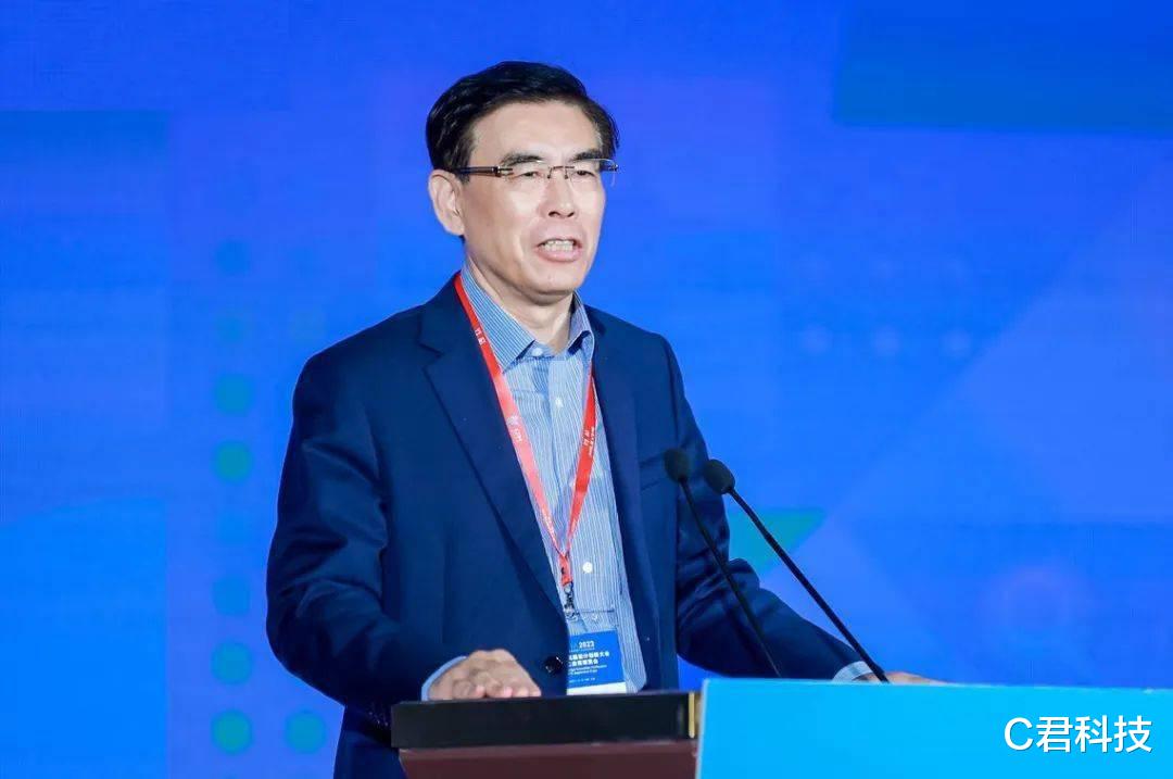 彻底搅乱特朗普计划！中国刚刚宣布决定，直戳欧洲和美国七寸