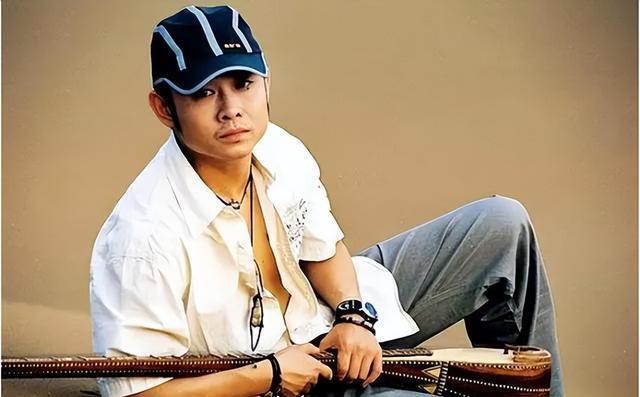 刀郎前妻:为和富商私奔丢下40天女儿,丈夫再婚成名后,主动上门