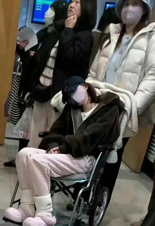 赵露思被爆深夜送医院急救，微博已被封锁，知情人透露更多内幕