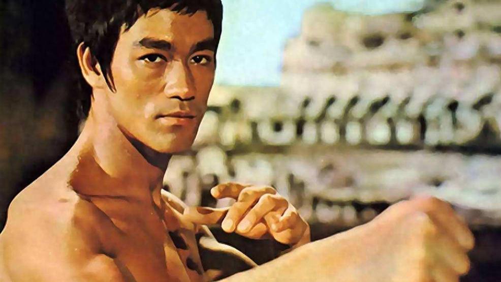 功夫四大之王现状：一个离世，一个患病，一个坐轮椅，他依旧风光