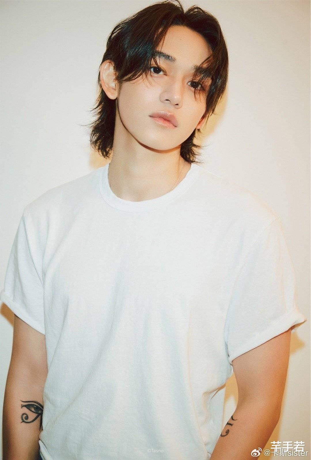 NCT前成员黄旭熙官宣巡演,4月SOLO出道后,同月开启亚巡进行圈钱