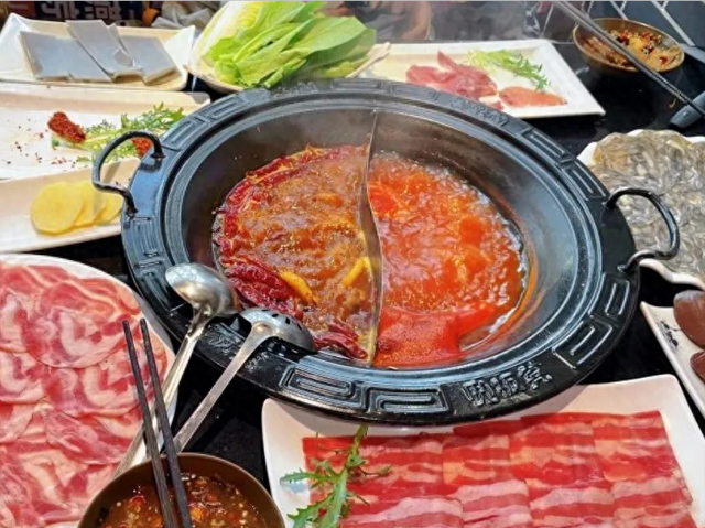 吃火锅时，服务员总问“加汤吗”，其实是这3个意思，不懂很尴尬