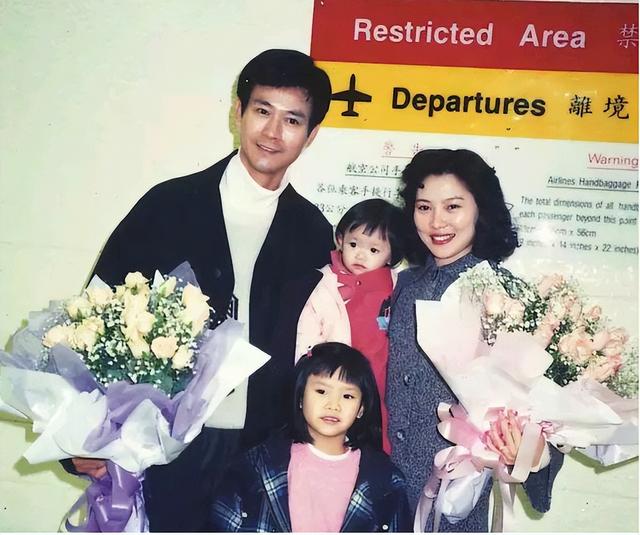 郑少秋夫妇证实长女自杀:心情未平复想帮忙办后事,遗产交给生母