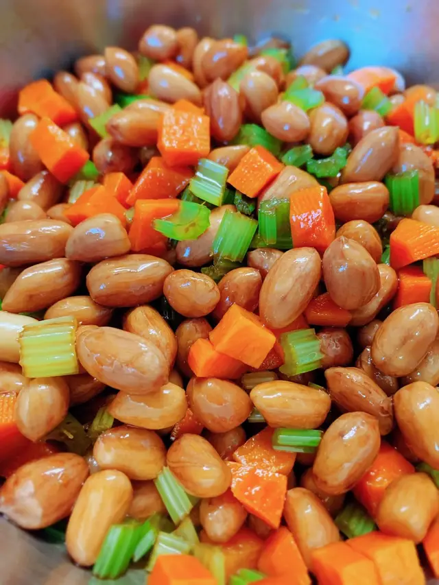 天热不爱做饭!试试这6道家常凉拌菜,香辣开胃,下酒下饭