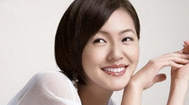 小S在节目中蹭热度，曝姐姐的伤心事.原来导致大S不幸的并非汪小菲