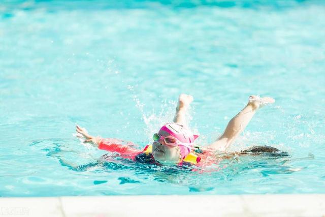 肾强一倍，人活百岁！男性这5大行为很伤肾，做的越多肾功能越弱