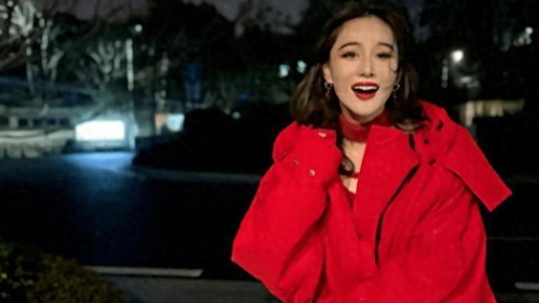 和李晨分手后，她搬进豪宅结婚生女，现在已全部洗白，家庭幸福