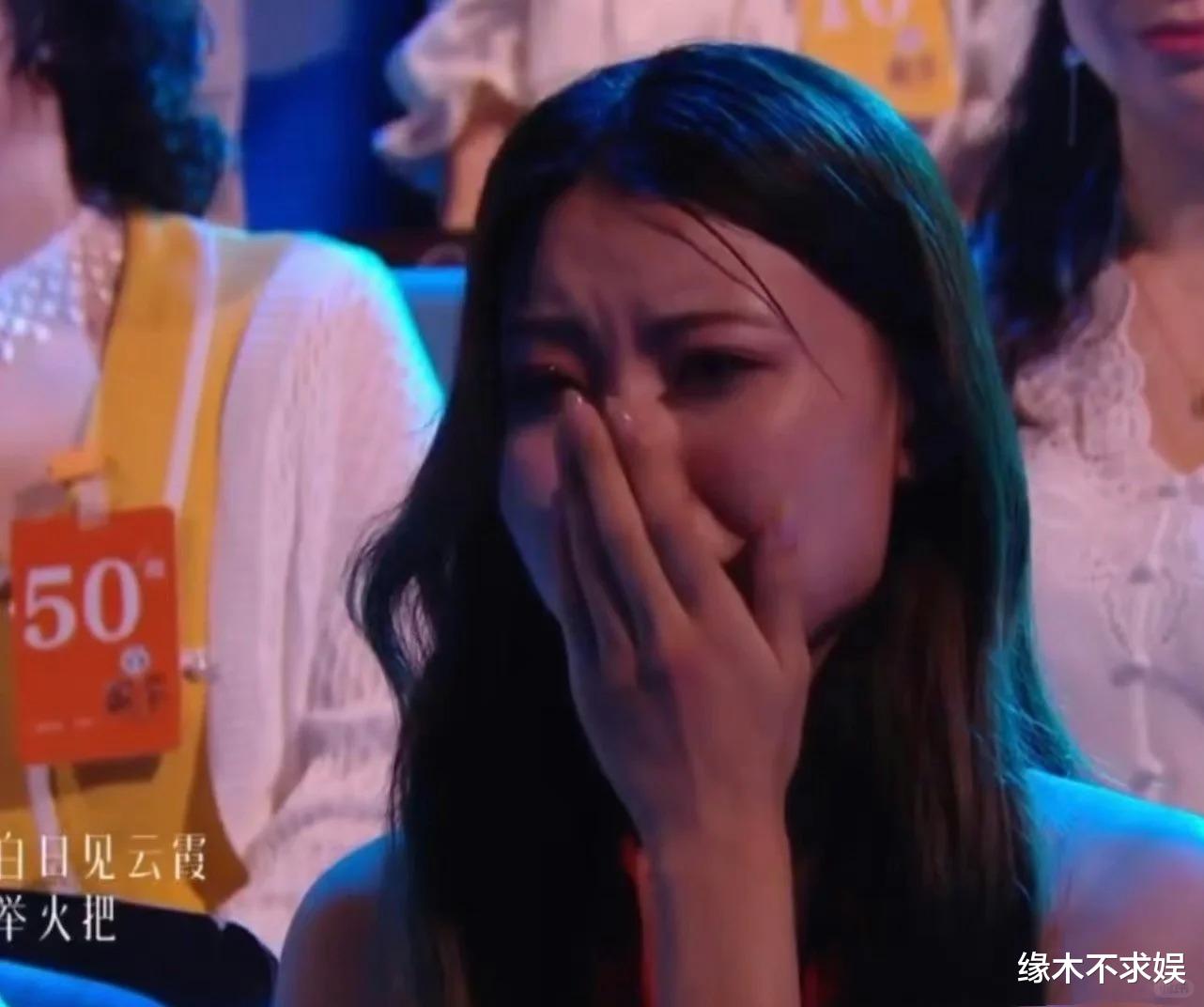 《歌手》排名疯了?香缇莫第八,谭维维第二,网友骂声一片!