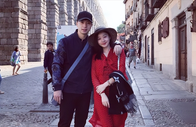 马龙：这辈子最正确的决定，就是拒绝石川佳纯，娶了大学校花夏露