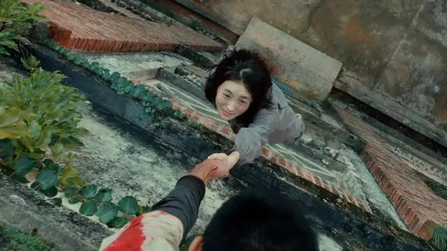 《唐探2》开播口碑不俗，熊黛林护士装成亮点，整体表现超预期