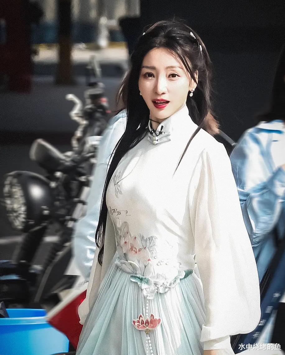 《浪姐5》一公舞台曝光,《发如雪》拿第一,芒果舞美获好评,PK赛制话题拉满