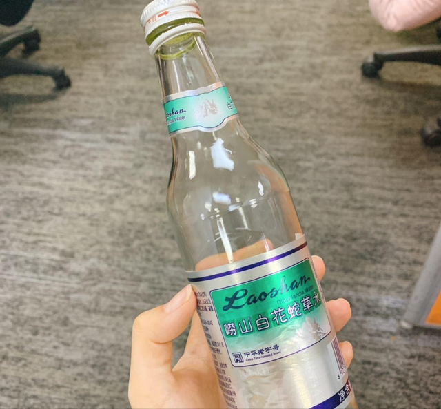 销量破10亿！曾是中国“最难喝的饮料”，如今为何被中年男人买疯