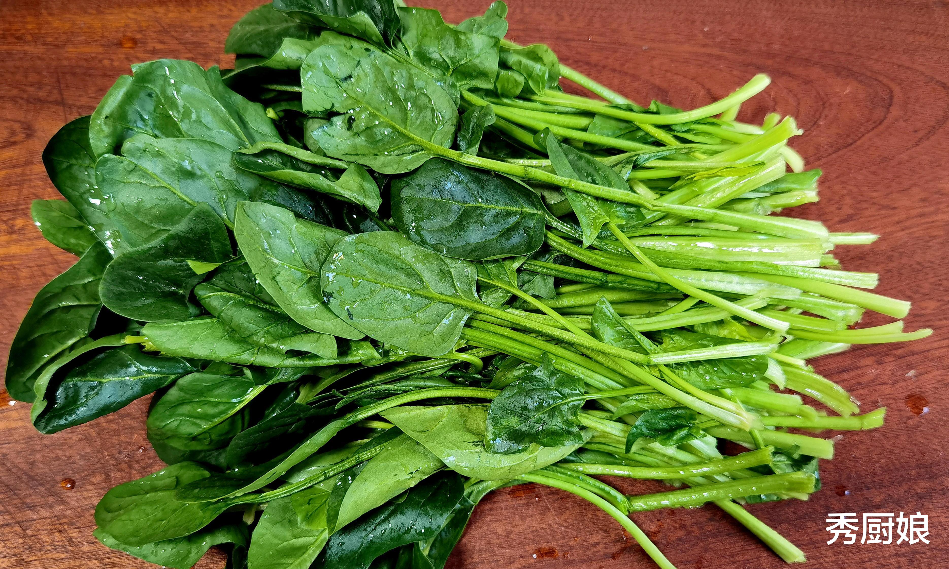 失眠多是肝火旺,建议多吃这3菜,润肺腑、清肝火,一觉到天亮!