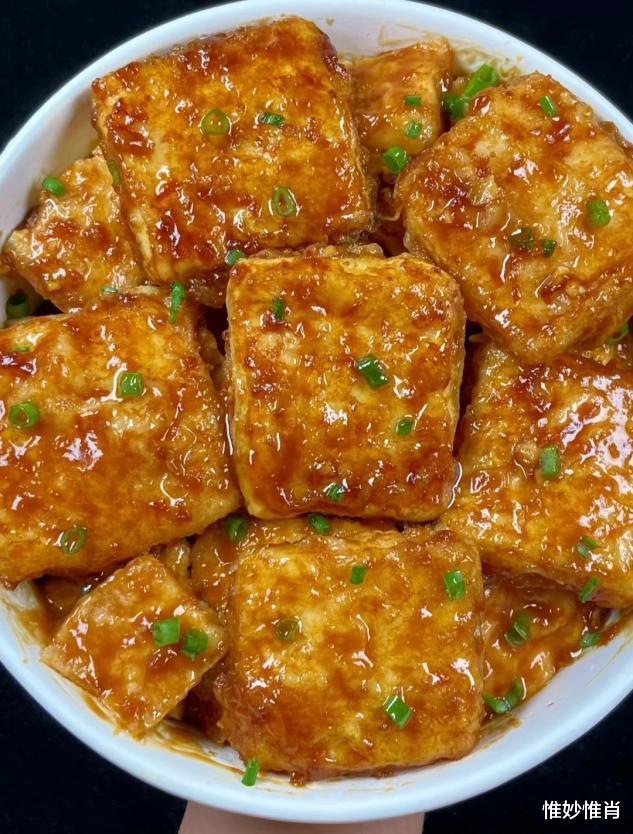 春天,老年人常吃5款补钙菜,腿脚有劲,爬楼梯不费力