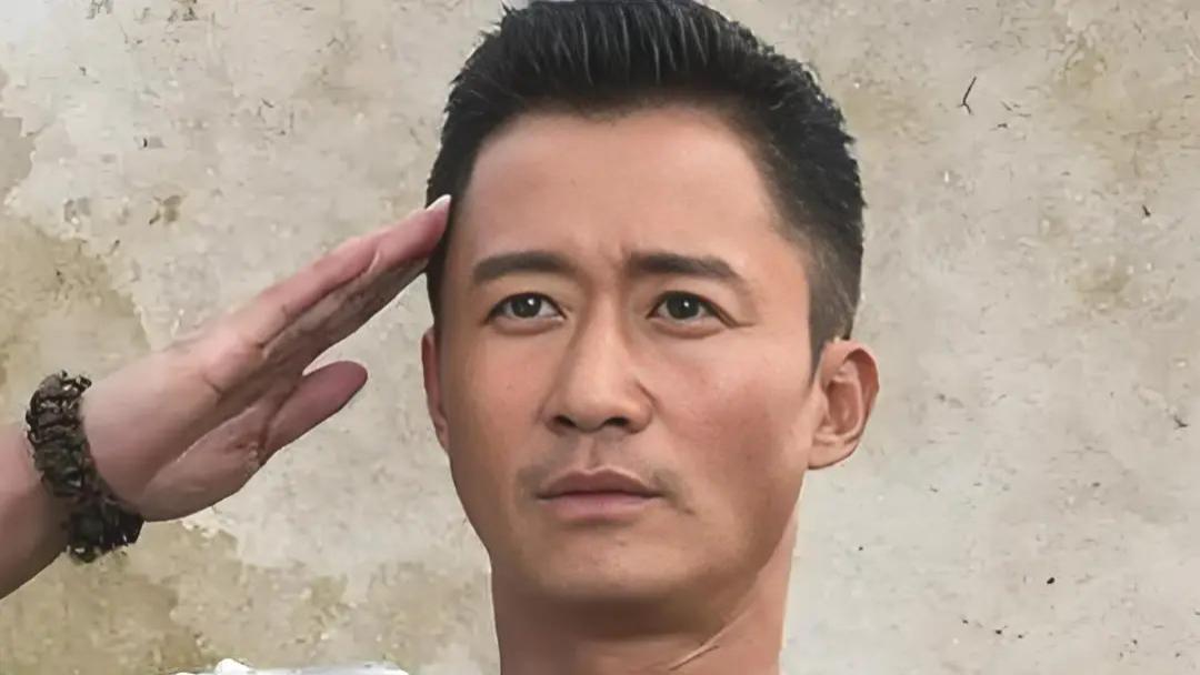 吴京起诉雪糕厂商，获赔40万，有人认为不该较真，有人直言就该告