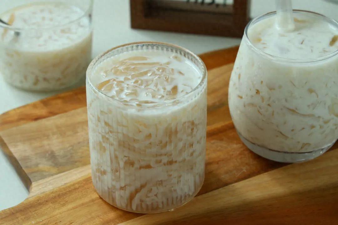 吃剩的榴莲皮别扔了，它是一宝！放锅里煮一煮，又香又好喝