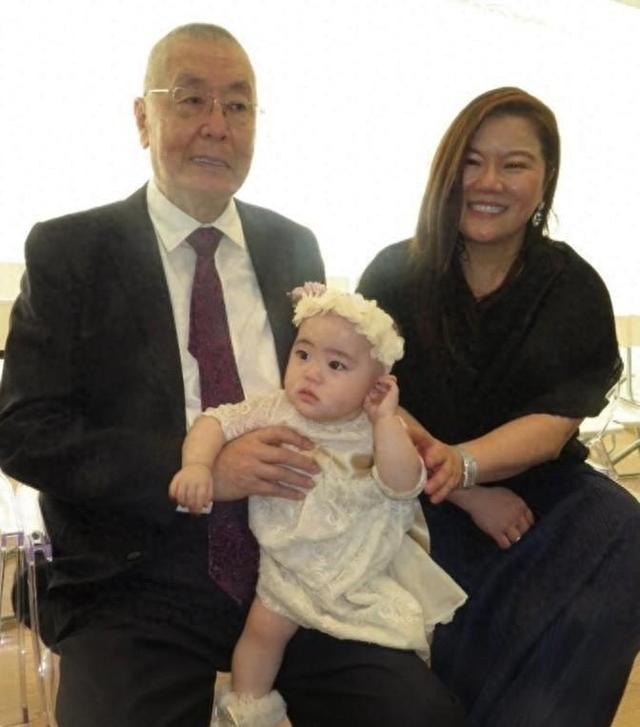 44岁为81岁老公生下女儿?41岁嫁入豪门的孙颖,现在过得怎么样?