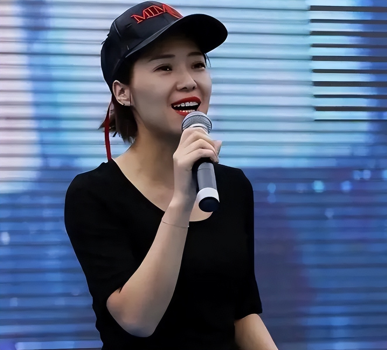 刀郎为什么不站出来帮云朵说话？理由有三