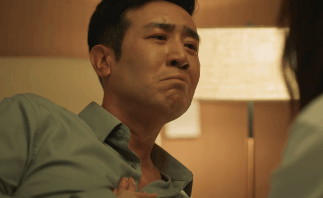 哭不出来别硬演!《城中之城》这2个人告诉你,啥是教科书式哭戏