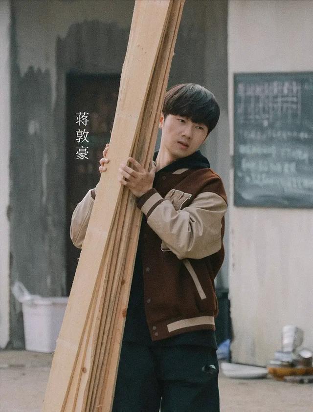 梁博|好声音9位冠军现状,当老师、卖打火机、查无此人,各有各的心酸