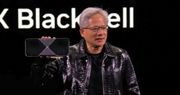 RTX 5090/5080黑屏变砖!NVIDIA终于启动调查