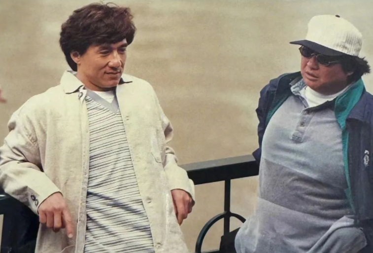 成龙庆祝七十大寿，首度发文回应容貌衰老：只是剧情需要