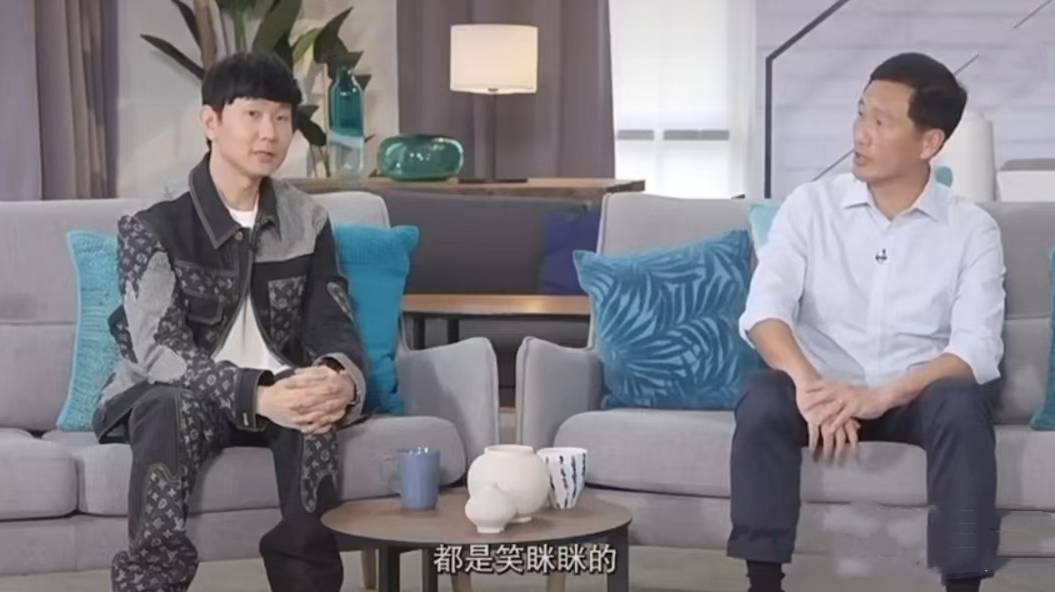 林俊杰剪了刘海换新造型,网友:好像徐志胜