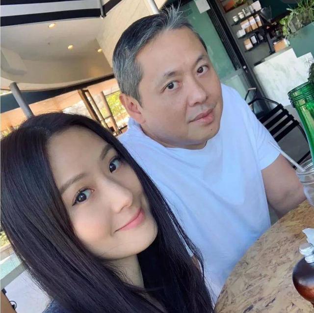 13岁时被富豪狂追了六年,长了一张旺夫脸,当初一晚狂赚了13亿