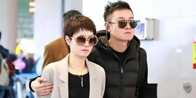 马伊琍官宣,文章笑得开心,10年过去,马伊琍有多狠已经心照不宣