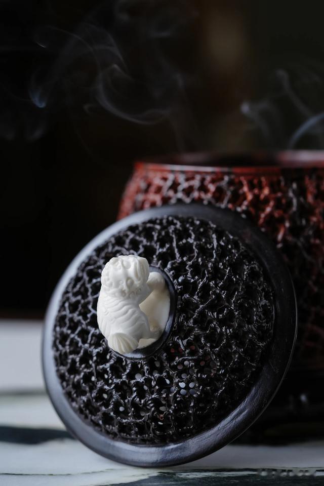 小叶紫檀｜盘根香炉