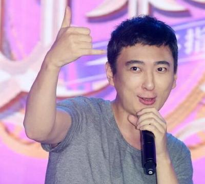 事实证明，卖力自救的王思聪，已在“非富二代”的路上，越走越远