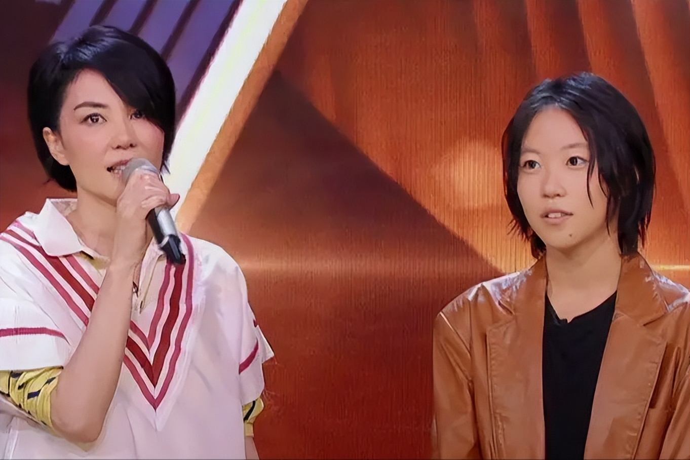 窦靖童:妈妈过的很好,但落魄的父亲,却是我每天的牵挂!