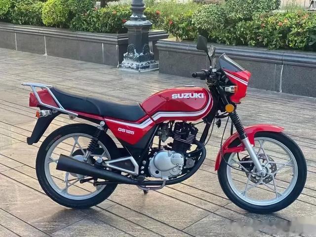 铃木王 GS125：90 年代的梦想之车