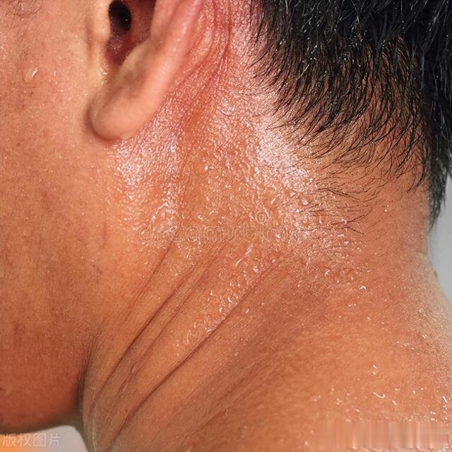 汗多，本质在于藏不住！越容易出汗，人越虚，人越虚，汗越多