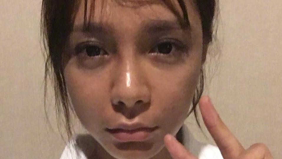 沈梦辰的黑，李沁的斑点，没了滤镜生图下的明星“暴露”了