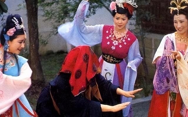 真正的花魁根本不用旁白尬吹,人群中一眼夺目的绝色,只服这7位