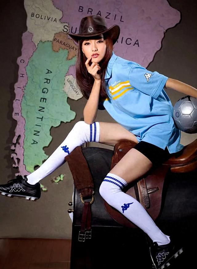 唐嫣性感足球宝贝