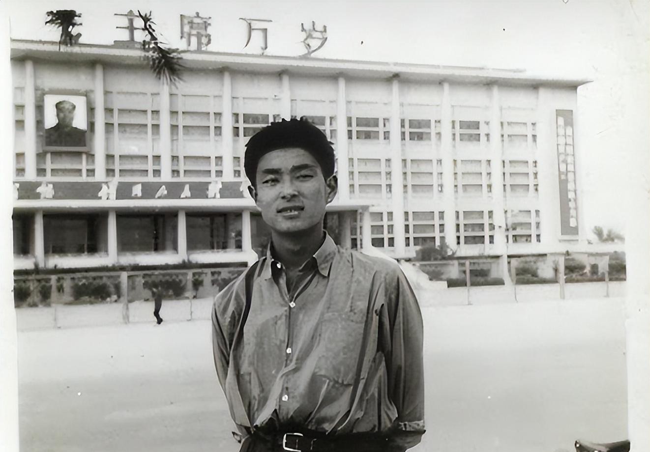 演员濮存昕:父亲、弟弟相继离世,如今70岁了却不敢老去,还要照顾老母亲