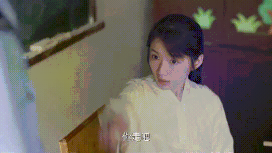 《驻站》李浩菲:演技长相皆被嘲,还被骂资源咖,究竟谁在捧她?
