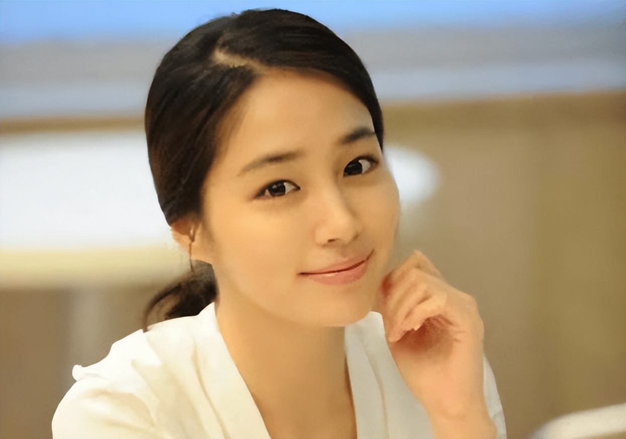 韩星李敏英:新婚13天受伤,容忍是悲剧的开始