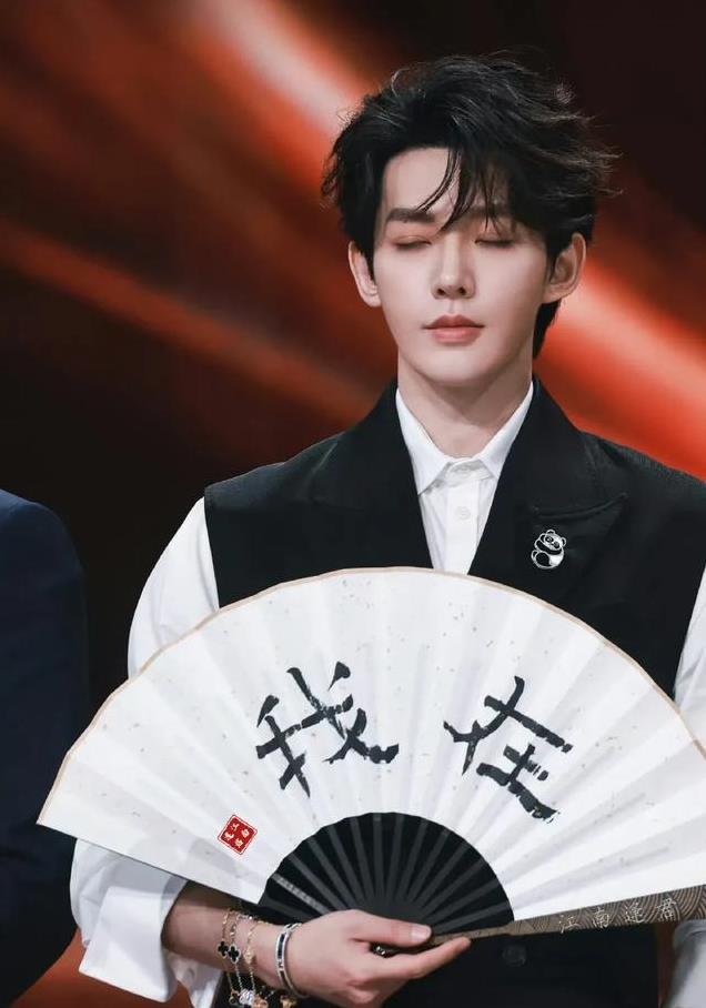 微博之夜官宣，男神洗牌，博君一肖登顶，于适李现杨洋帅名列前茅