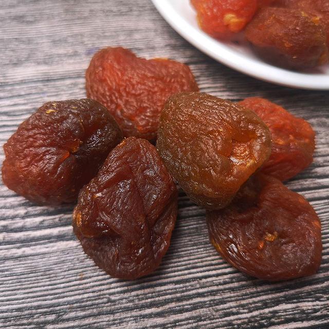 春天，这菜使劲吃，一止咳，二通便，三安神，四美容，正大量上市