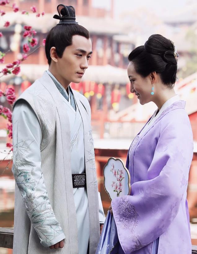 在《知否》里，齐衡娶了三个老婆，全是京城的顶级贵女啊。