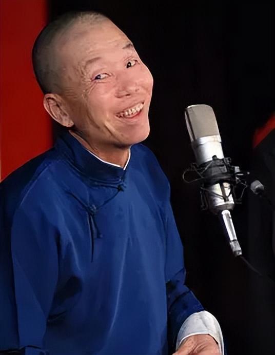 相声界代拉师弟成风,连赵津生都代师收徒,观众质问还嫌不够乱?