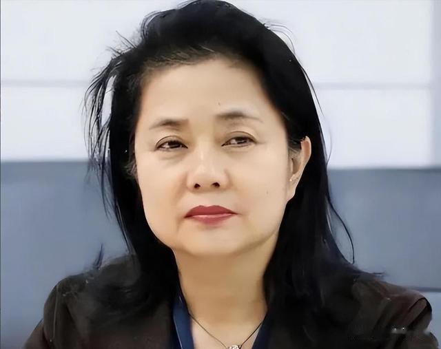 “好色女老虎”：独爱潜规则的“小鲜肉”