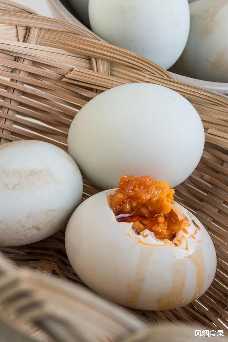 中国哪的“咸鸭蛋”最好吃?经评选,这10个地方上榜,有你家乡吗