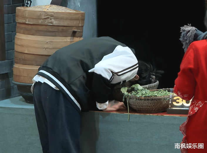 谢谢杨子，贡献出25年开年内娱的第一个笑话！