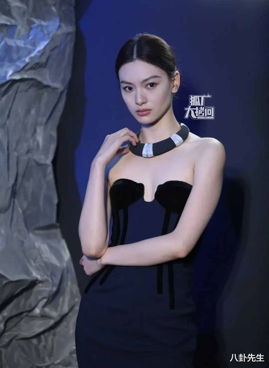 北京这一夜，周冬雨王楚然佟丽娅各有各的美，42岁阮经天状态年轻