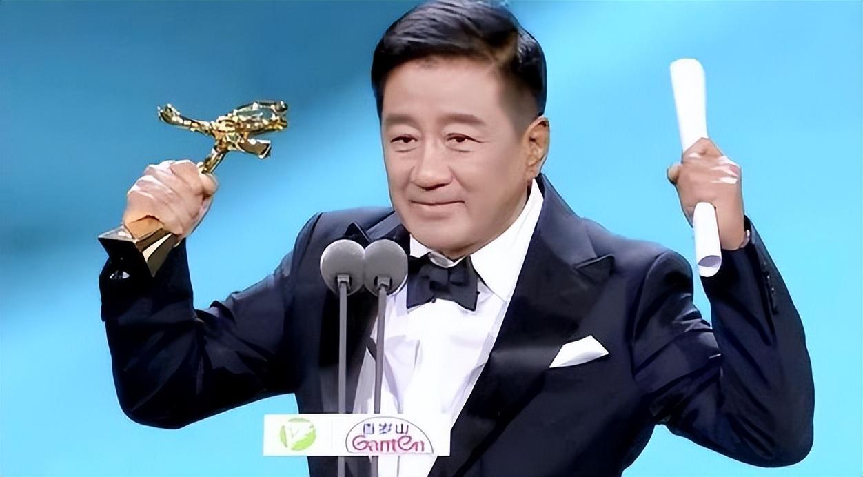 丁勇岱: 对赵雪华一见钟情，相爱37年零绯闻，如今儿子成唯一心病